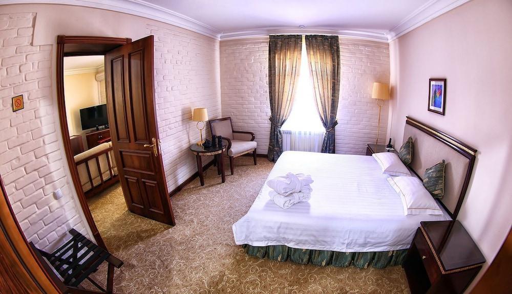 Hl 309 Hotel Taszkent Zewnętrze zdjęcie