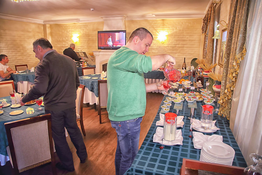 Hl 309 Hotel Taszkent Zewnętrze zdjęcie